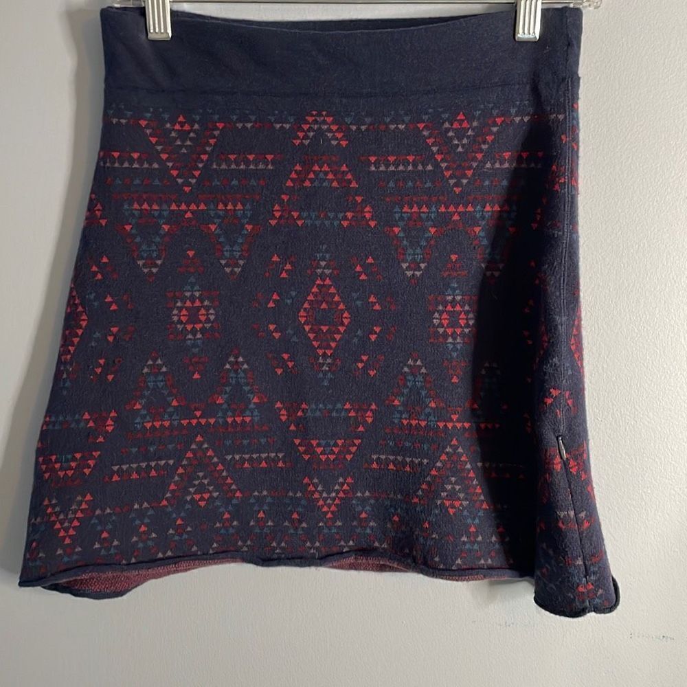 Title Nine XS Merino Wool Skirt Aztec Print Secret Pocket Elastic Waist